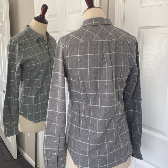 UNTUCKit Women's Windowpane Plaid Flannel Gray White - Picture 11 of 11